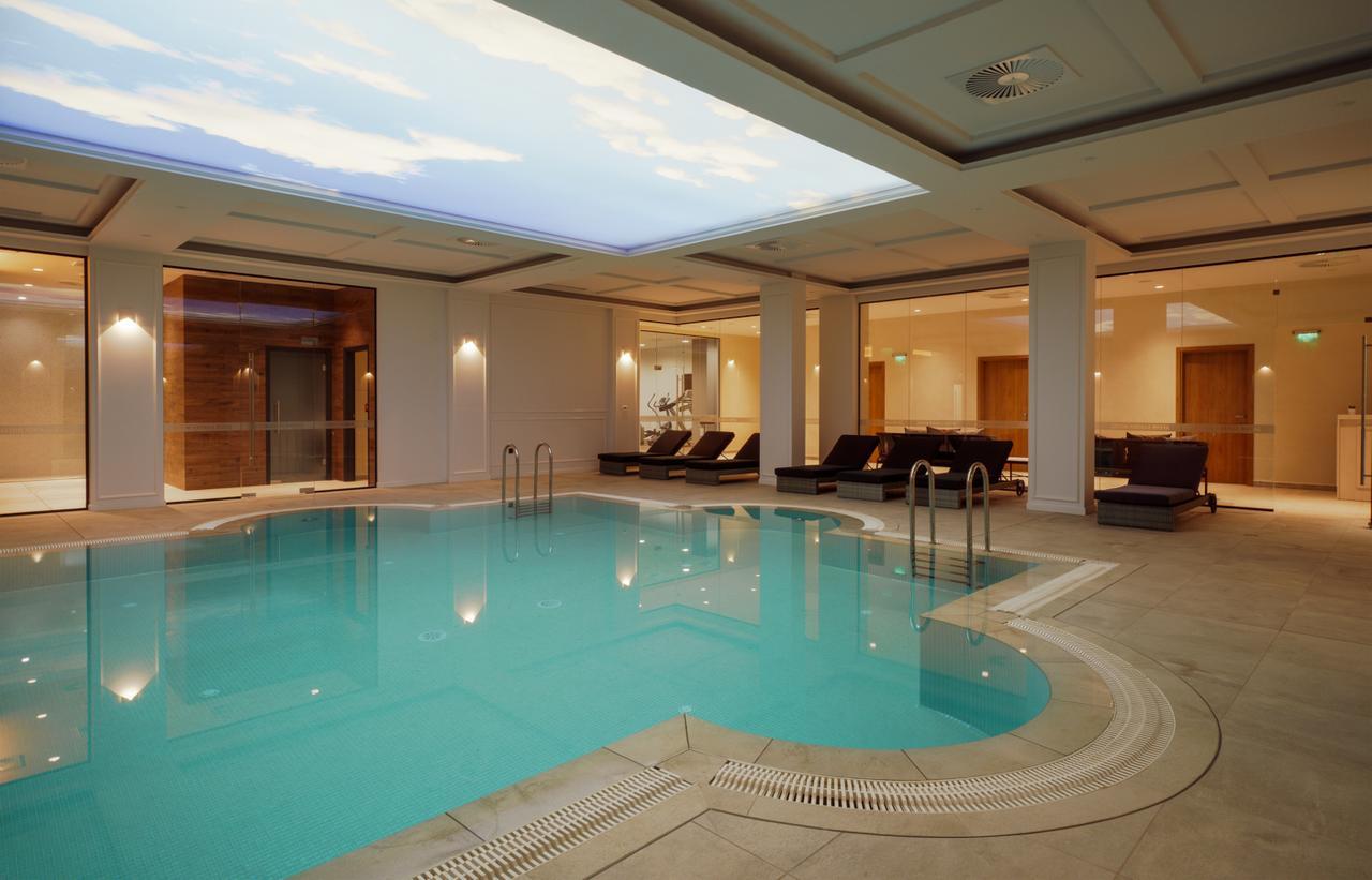 Astor Garden Hotel Sf. Constantin și Elena Exterior foto The swimming pool at the hotel